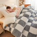 DecorBites™ Cozy Checkerboard Winter Blanket - Super Thick & Soft Cashmere Duvet Comforter