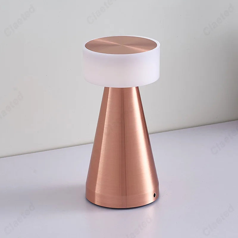 مصباح طاولة LED من DecorBites™: مصباح ليلي يعمل باللمس وقابل لإعادة الشحن عبر USB
