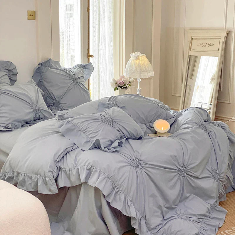 طقم مفروشات سرير من القطن الخالص بتصميم أميرة كورية من DecorBites™ مع كشكشة وكسرات قلب