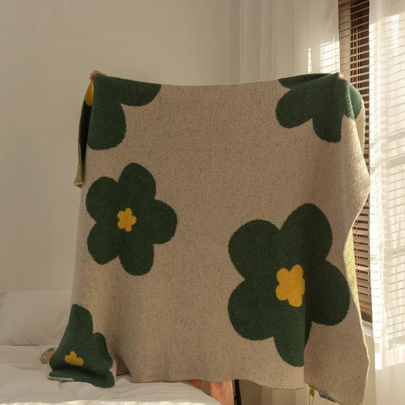 بطانية زهور كورية كاواي من DecorBites™: سجادة ناعمة لغرفة النوم، الأريكة، المكتب - بطانية رمي منسوجة مفردة