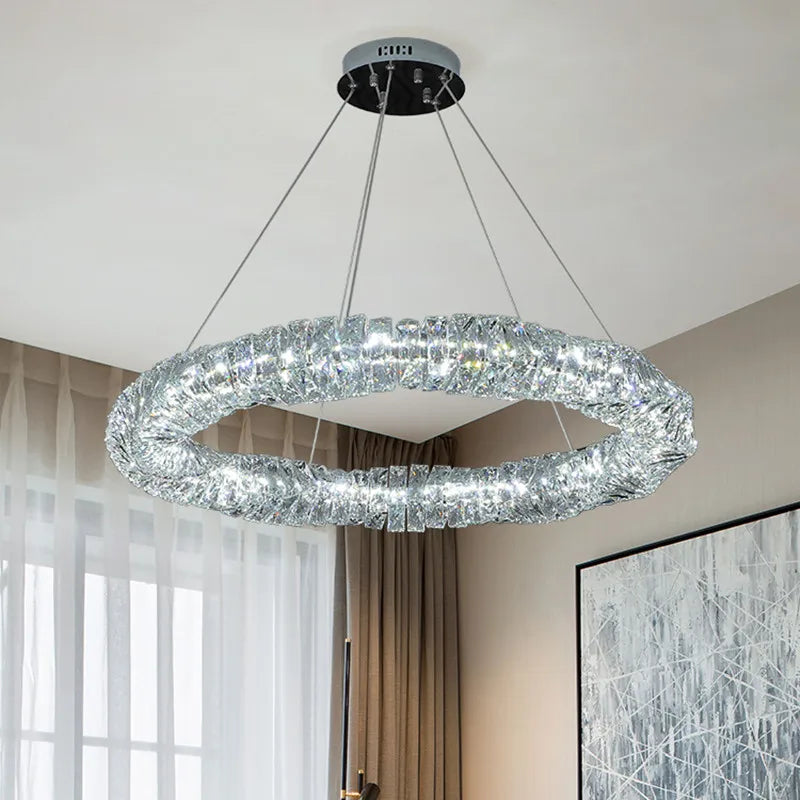 ثريا كريستال قابلة للتعتيم من DecorBites™ بتصميم قلادة لغرفة المعيشة العصرية الفاخرة.