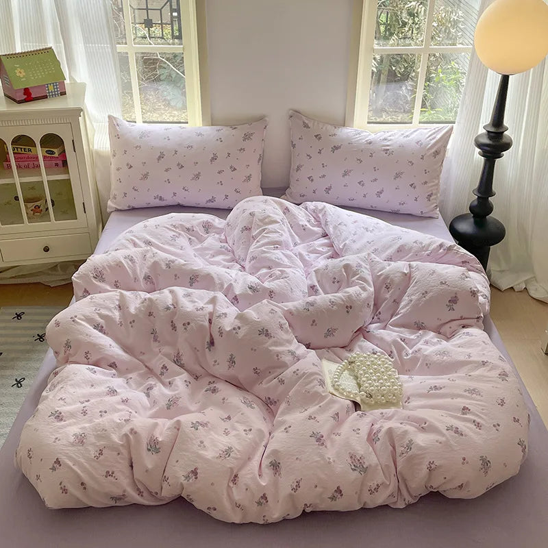 DecorBites™ Cotton Flower Print Bedding Set - Romantic High-Density Comforter for Adults