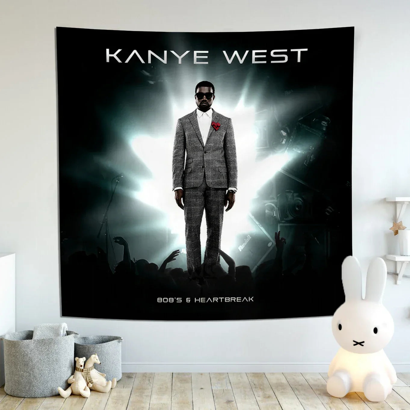 DecorBites™ نسيج Kanye's West الجداري: ملصق غلاف ألبوم موسيقي لتزيين غرفة النوم