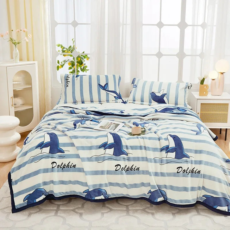 DecorBites™ Cozy Flannel Plush Blanket - All Seasons Sofa Cover & Bed Sheet for Queen Double