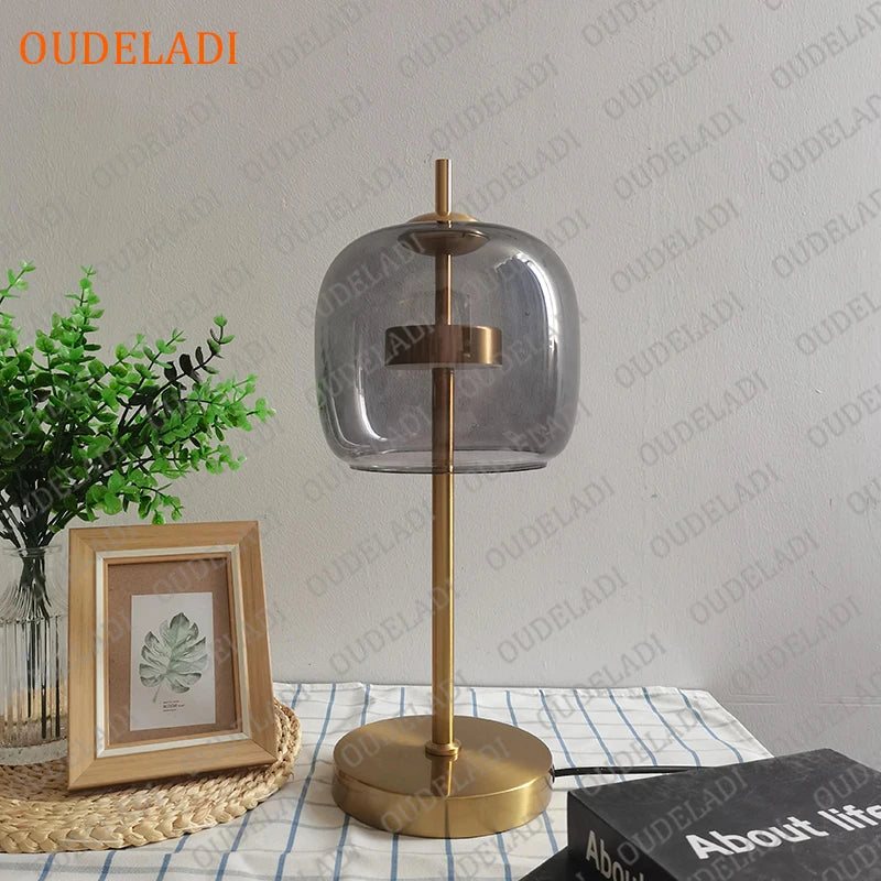 مصباح مكتب DecorBites™ الذهبي الزجاجي LED لديكور المنزل العصري الفاخر