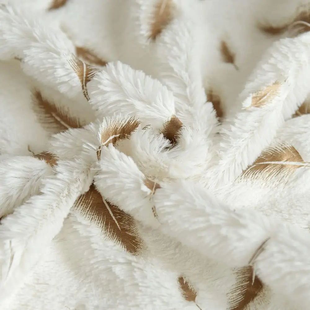 غطاء وسادة DecorBites™ Gold Feather Velvet 45x45، وسائد ديكور للكنب والسيارة