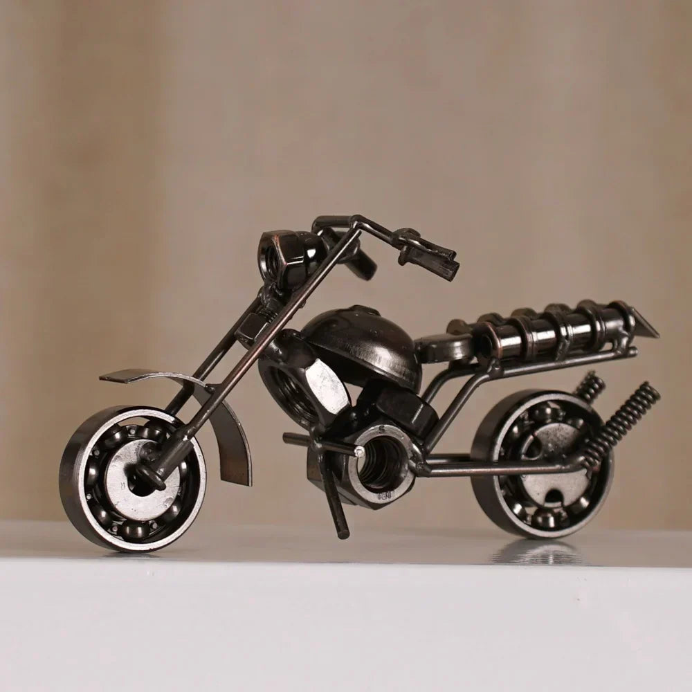 DecorBites™ 14cm Retro Motorcycle Model Metal Figurine Home Decor & Toy