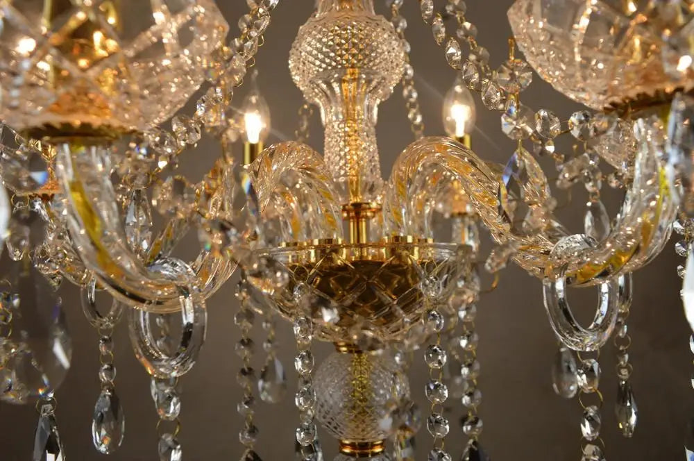 مصباح أرضي كريستالي من DecorBites™: تصميم فرنسي عصري لغرفة المعيشة وغرفة النوم وغرفة الطعام والمطبخ