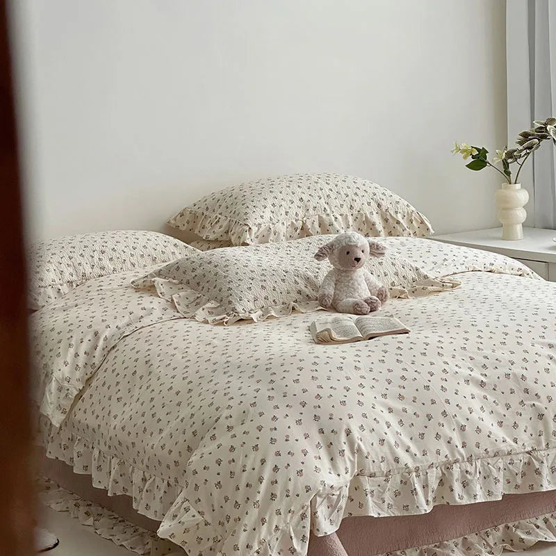 غطاء لحاف دانتيل كوري DecorBites™ Floral: لحاف ناعم فاخر لسرير كوين وكينج، ديكور منزلي قابل للتنفس