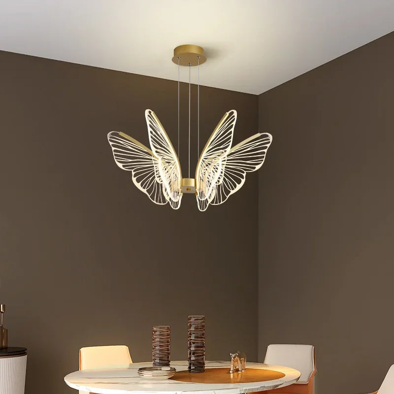 ثريا سقف فراشة LED من DecorBites™ - إضاءة قلادة فاخرة لغرفة النوم والمعيشة والطعام