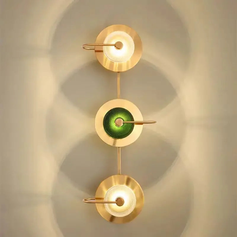 مصباح حائط DecorBites™ دائري من زجاج الكريستال الأخضر - أضواء فنية نورديكية بسيطة على طراز آرت ديكو
