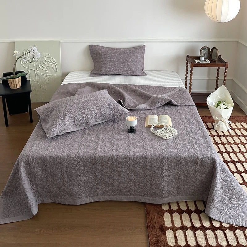 DecorBites™ Cotton Quilted Bedspread Set With Pillowcases