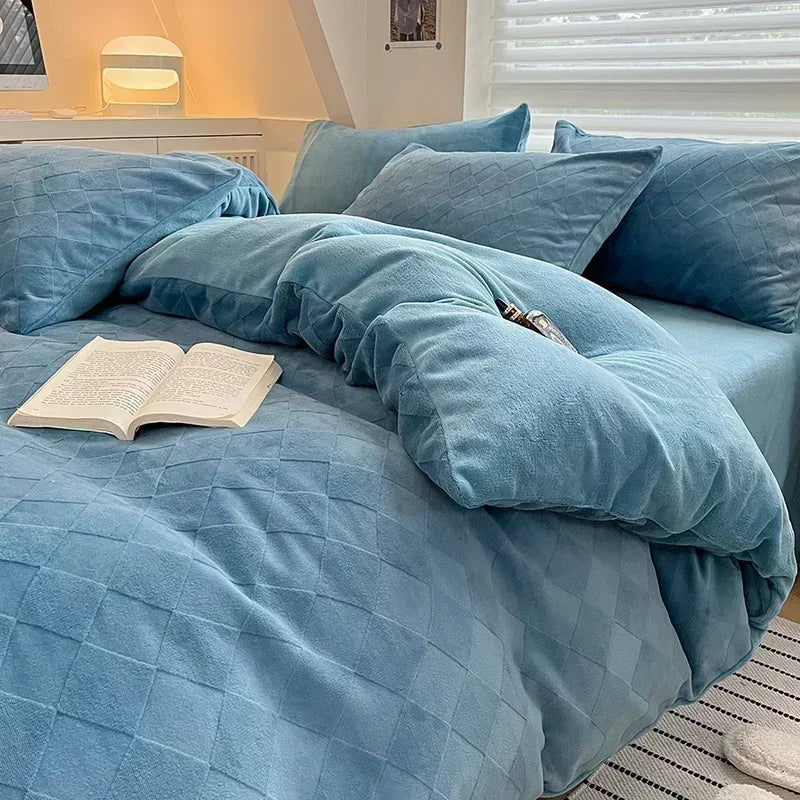 DecorBites™ High-Density Milk Fleece Duvet Set with Winter Warmth King Bedding & Plush Blanket Cover