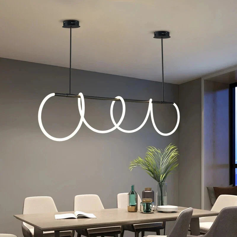 ثريا DecorBites™ الذهبية السوداء LED المعلقة بتصميم عصري مبسط لإضاءة ديكور المنزل
