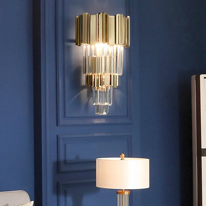 مصباح حائط DecorBites™ الذهبي الكريستالي مع إضاءة LED لإضاءة المنزل