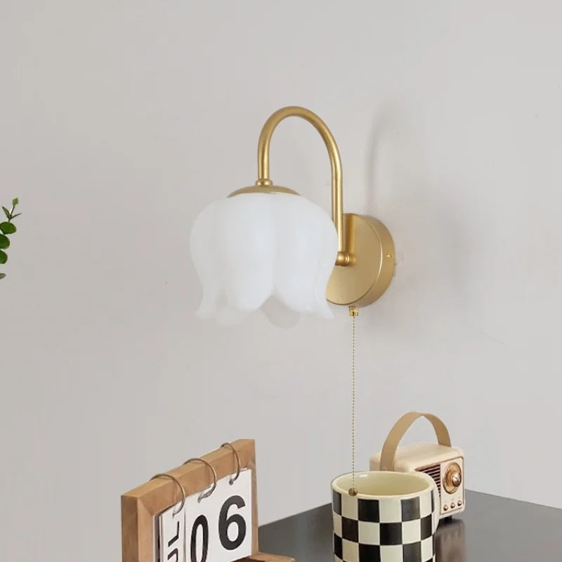 DecorBites™ مصباح جداري LED من الحديد بمفتاح سحب لسلم المنزل الحديث