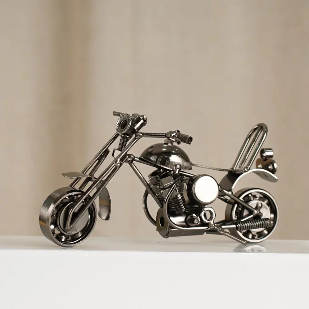 DecorBites™ 14cm Retro Motorcycle Model Metal Figurine Home Decor & Toy