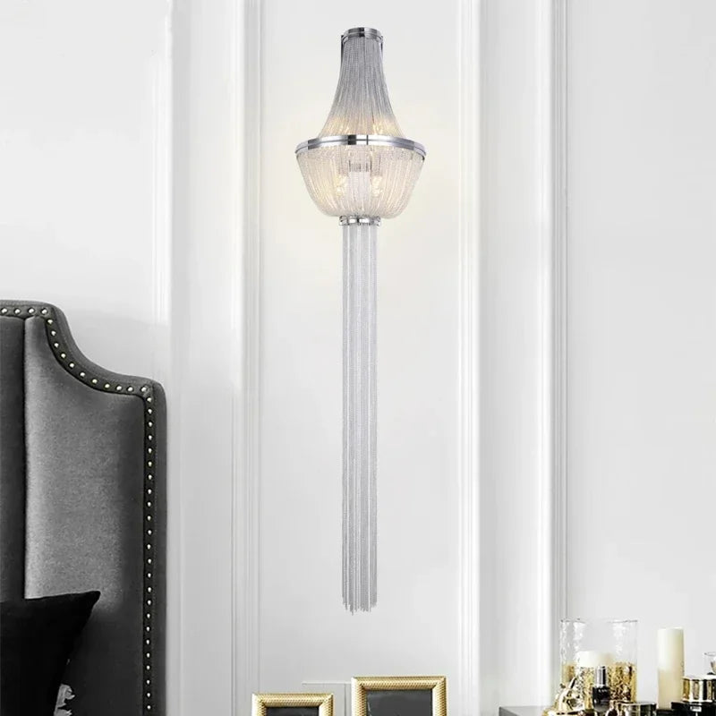 DecorBites™ مصباح حائط LED بسلسلة ألومنيوم للممرات وغرف النوم - ذهبي/فضي