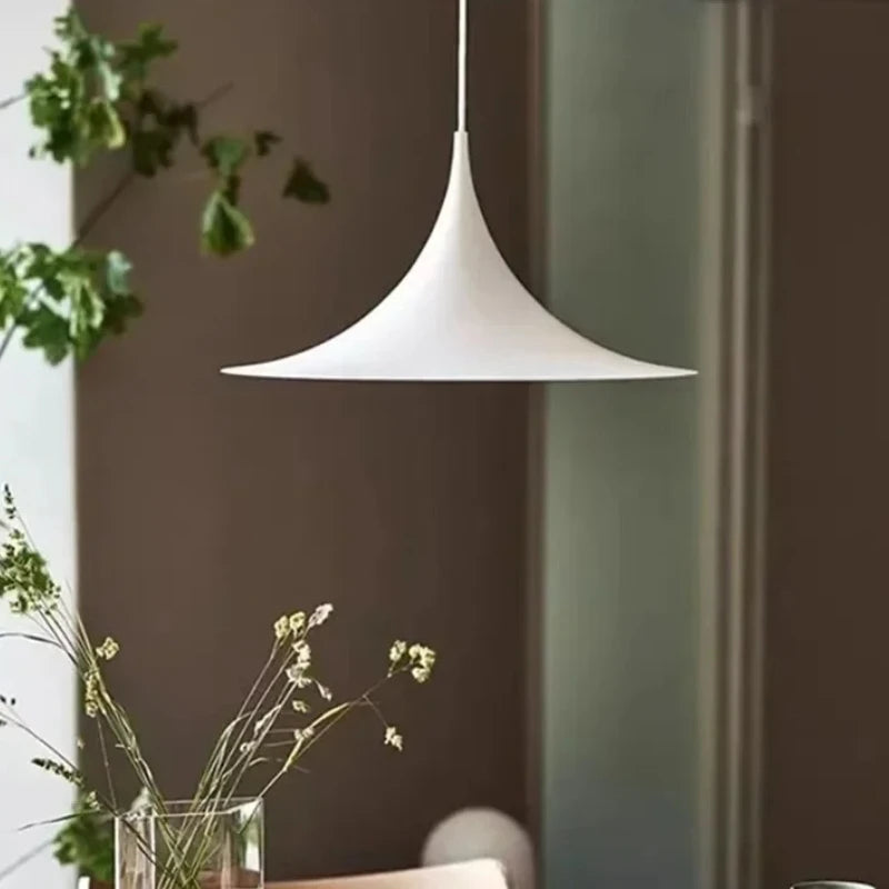 Minimalist Horn Pendant Light in Black or White