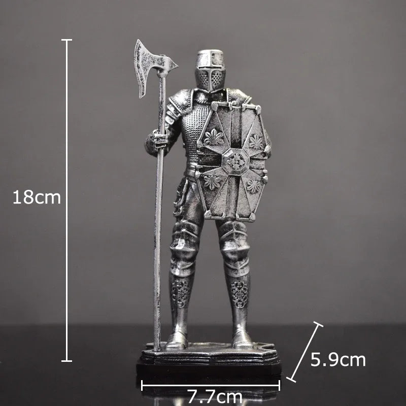 Décoration de statue de chevalier lourdement blindé en résine DecorBites™ pour bureau et esthétique de pièce