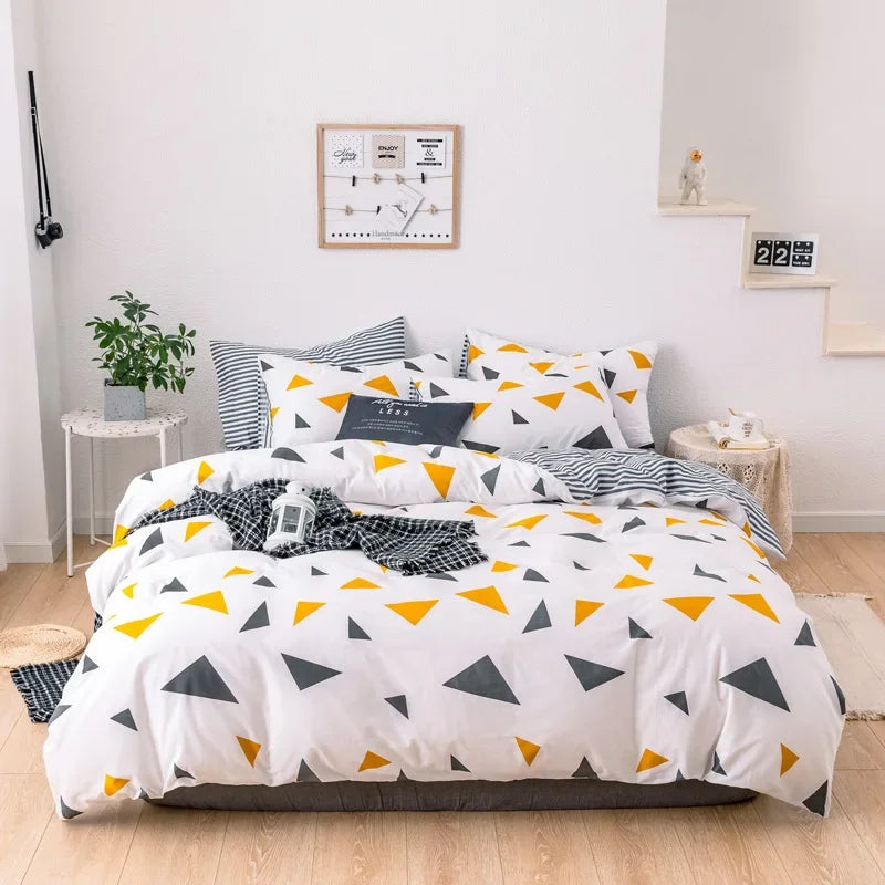DecorBites™ Flowers Print Cotton King Size Bedding Set, Soft & Comfortable Duvet Cover Set