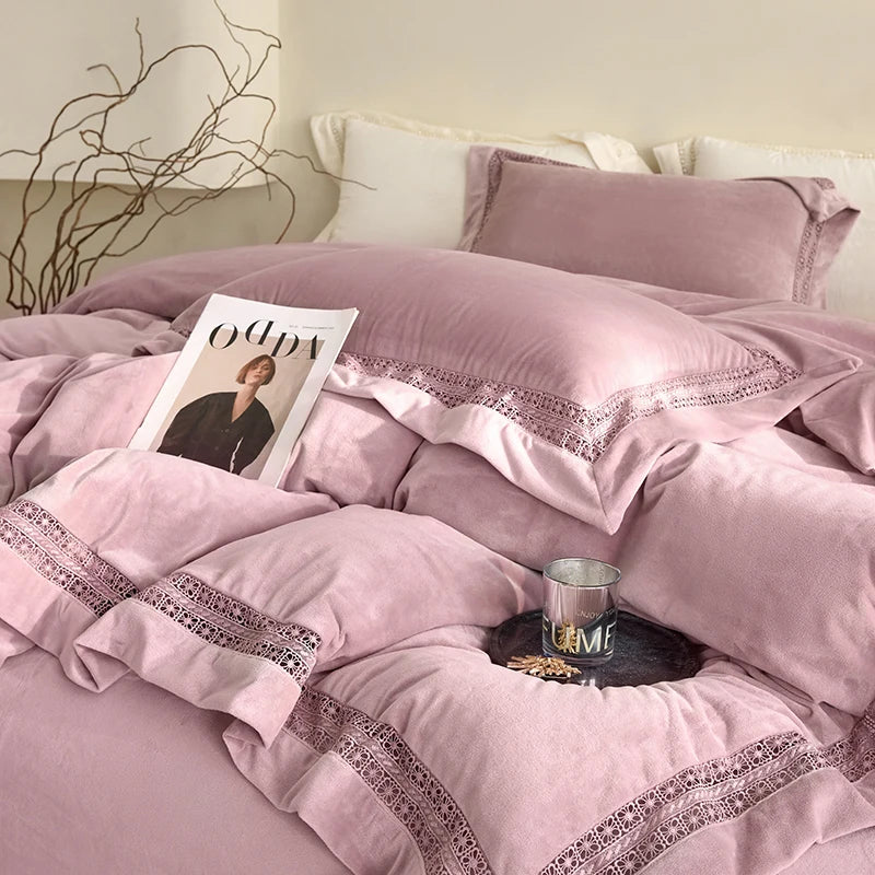 DecorBites™ Cozy Velvet Lace Bedding Set: Duvet Cover, Sheet, Pillowcases - 4Pcs Warm & Stylish