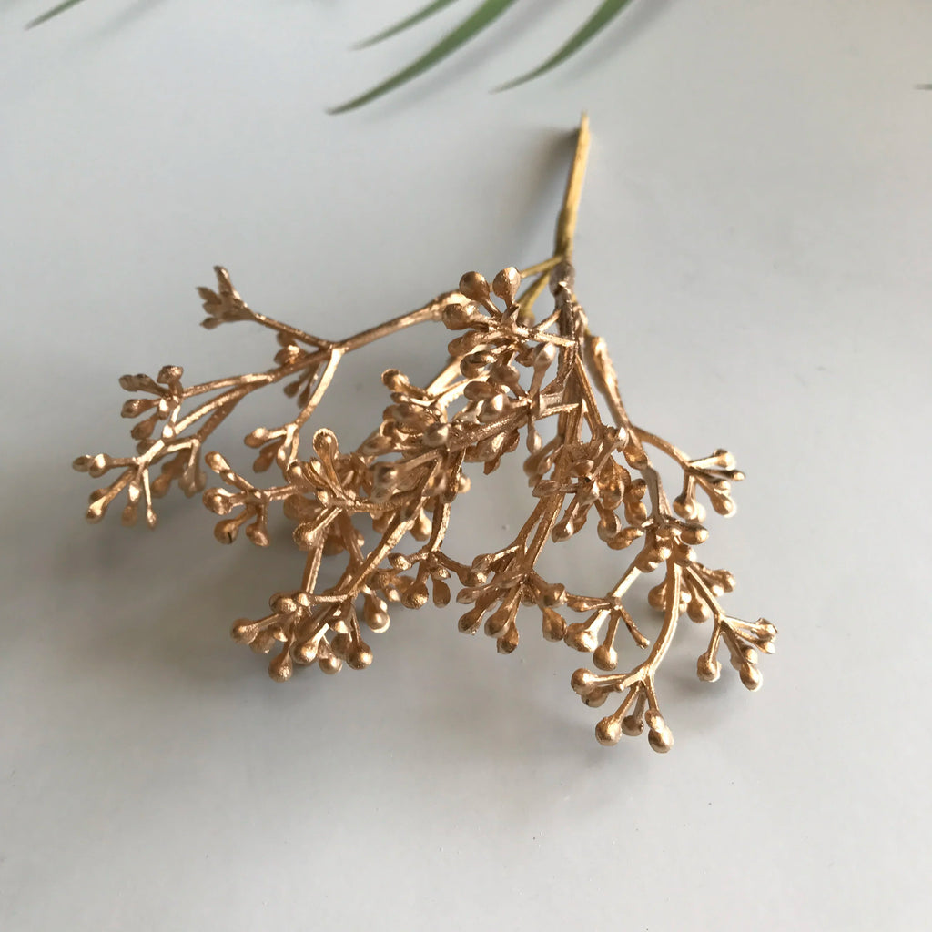 DecorBites™ Gold Hybrid Flower Cherry Stamen Berries Bundle لتزيينك بنفسك