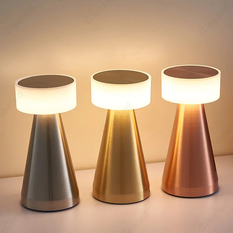 مصباح طاولة LED من DecorBites™: مصباح ليلي يعمل باللمس وقابل لإعادة الشحن عبر USB