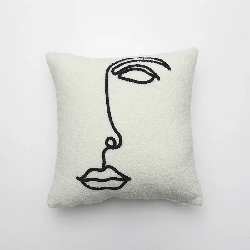 DecorBites™ غطاء وسادة بتطريز وجه من صوف الحمل 45x45 - غطاء وسادة فني تجريدي باللون البيج والأبيض