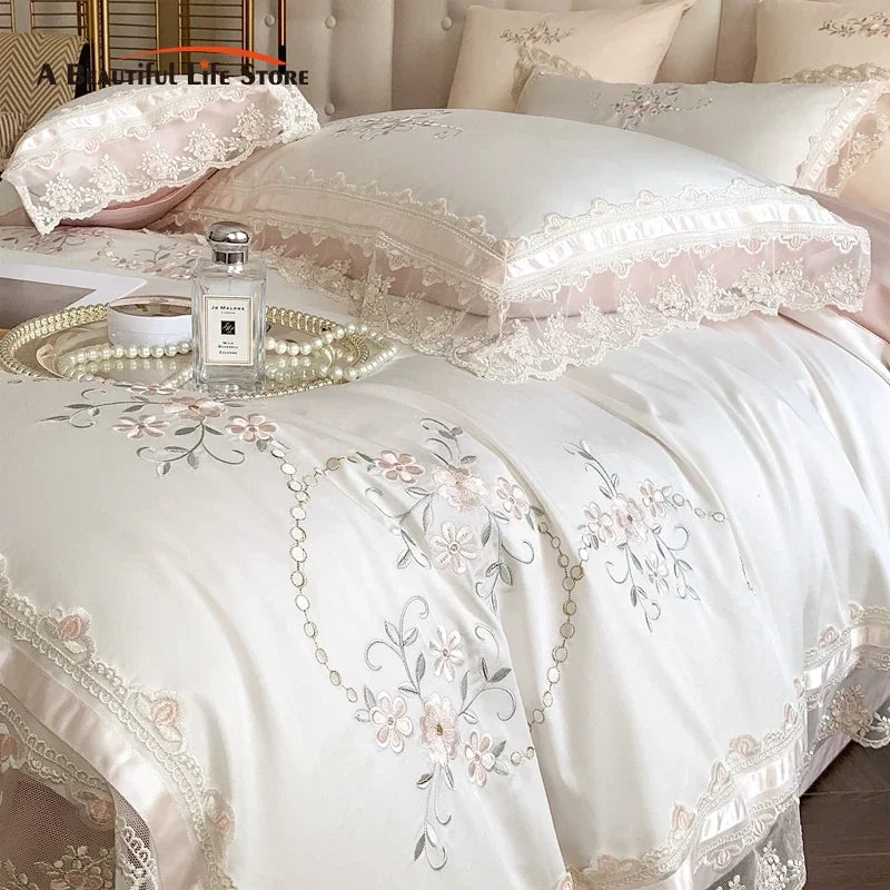طقم مفروشات سرير الزفاف بتطريز زهور الدانتيل الفرنسي من DecorBites™، 1200 خيط - طقم غطاء لحاف قطني فاخر ورومانسي