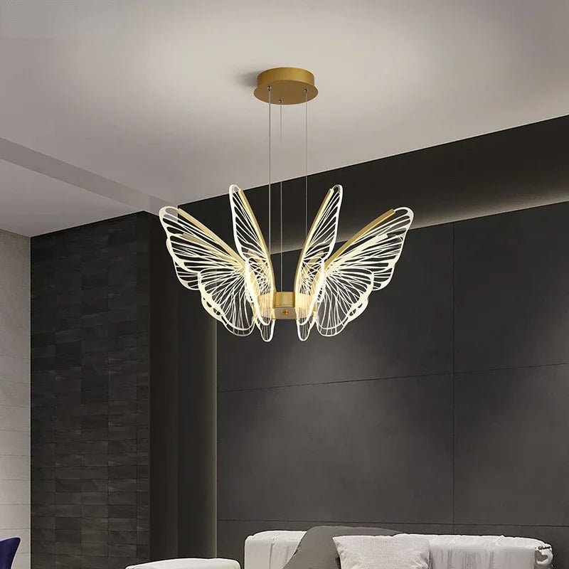 ثريا سقف فراشة LED من DecorBites™ - إضاءة قلادة فاخرة لغرفة النوم والمعيشة والطعام