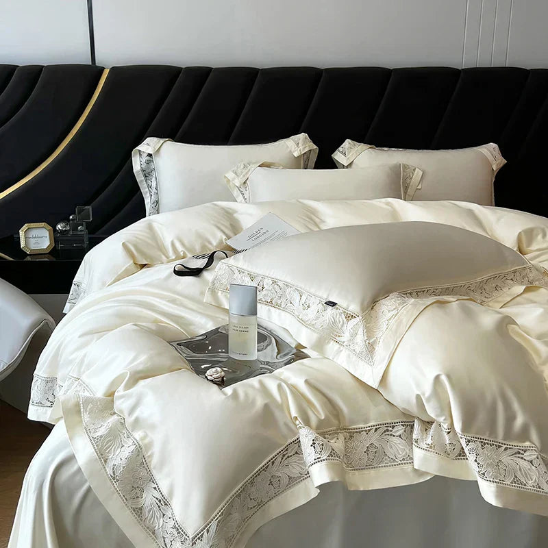طقم شراشف سرير DecorBites™ Luxe 1500TC من القطن المصري الفاخر بحواف دانتيل عريضة: غطاء لحاف، شرشف سرير، أغطية وسائد