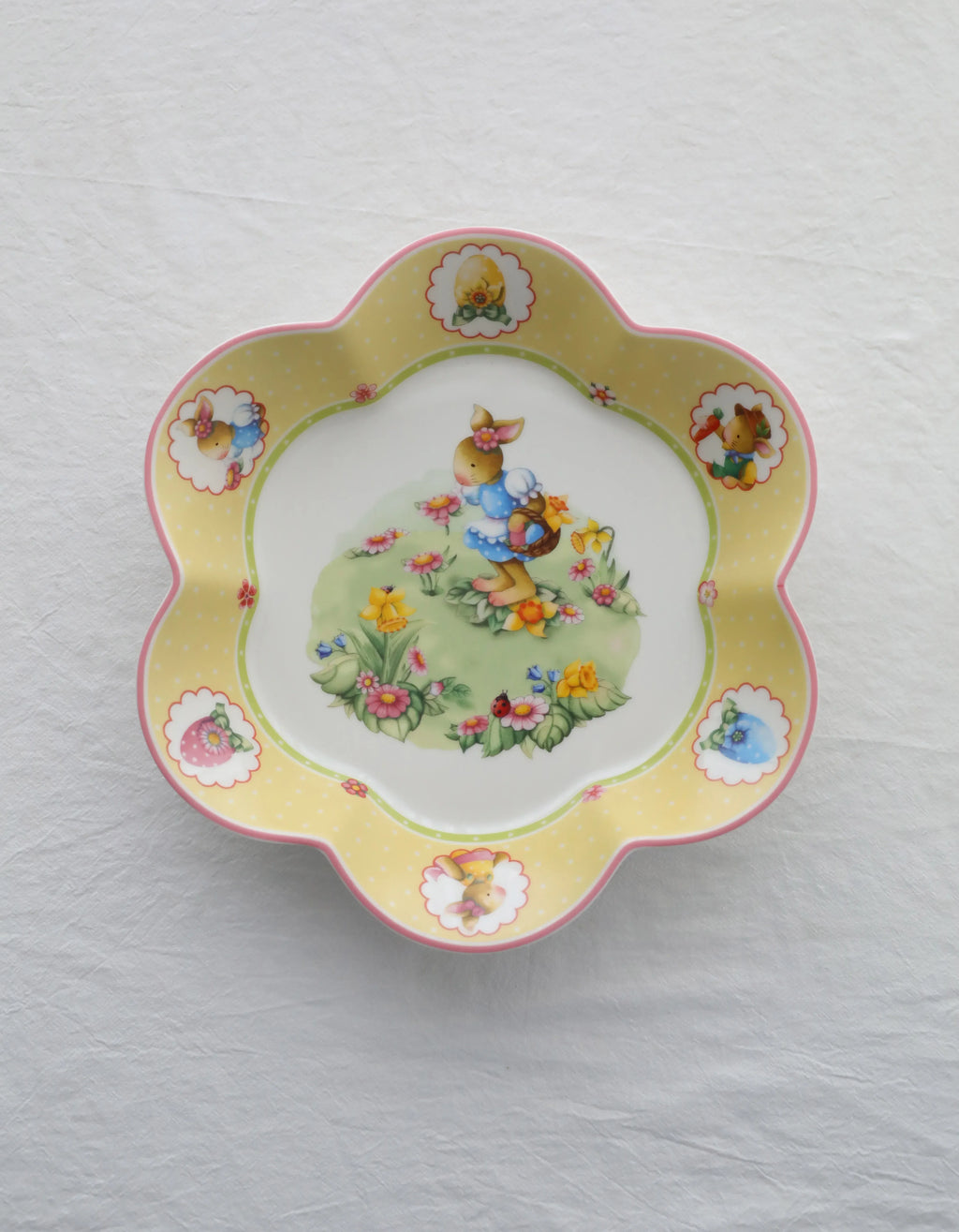 DecorBites™ Easter Tulip Dinnerware Set & Serving Pieces for Home Kitchen.