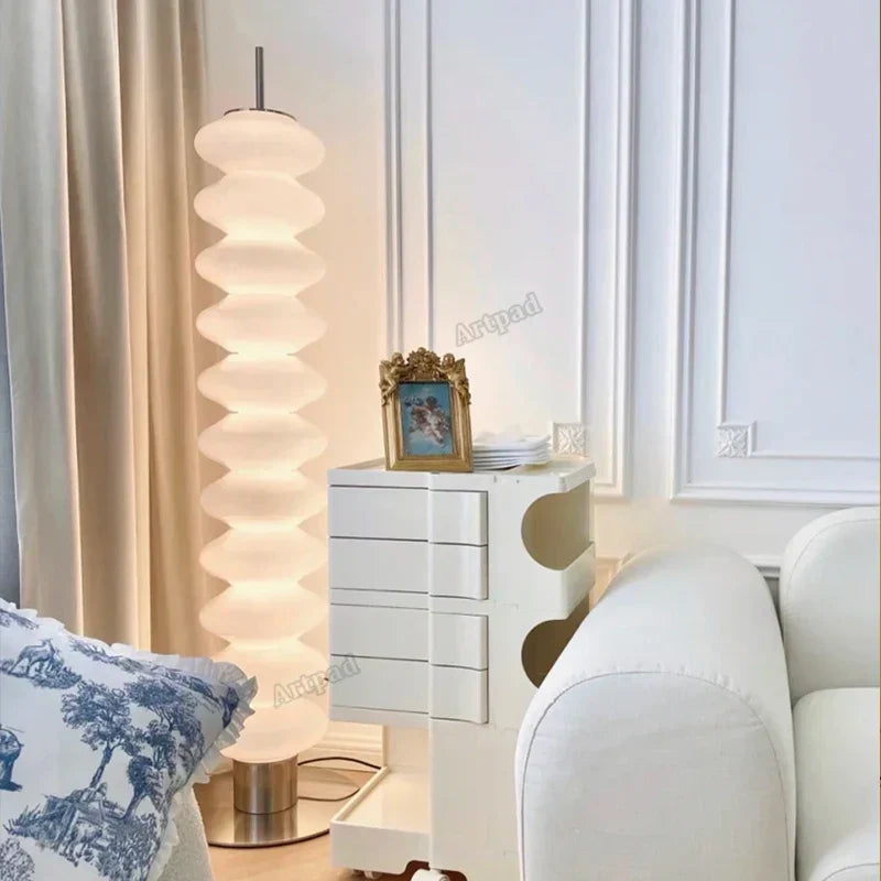 مصباح أرضي زجاجي على شكل يقطينة DecorBites™: إضاءة ليلية LED بتصميم اسكندنافي لغرفة النوم وغرفة المعيشة
