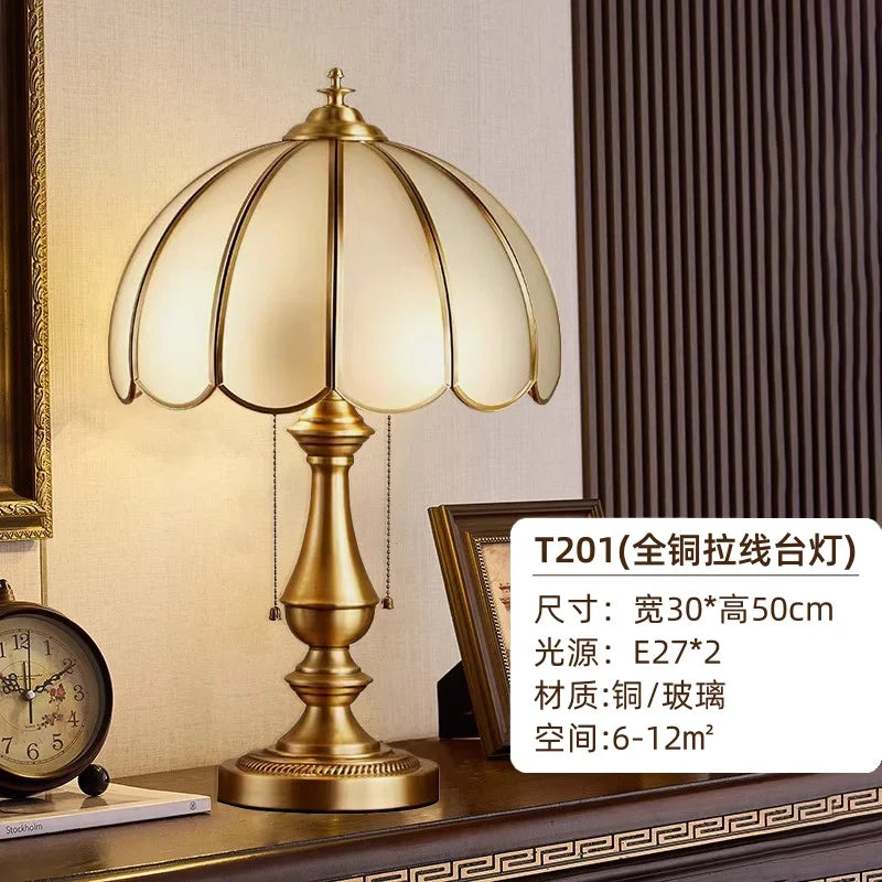 مصباح أرضي LED من النحاس والزجاج الكريستالي من DecorBites™ لغرفة المعيشة وغرفة النوم وغرفة الدراسة الفاخرة