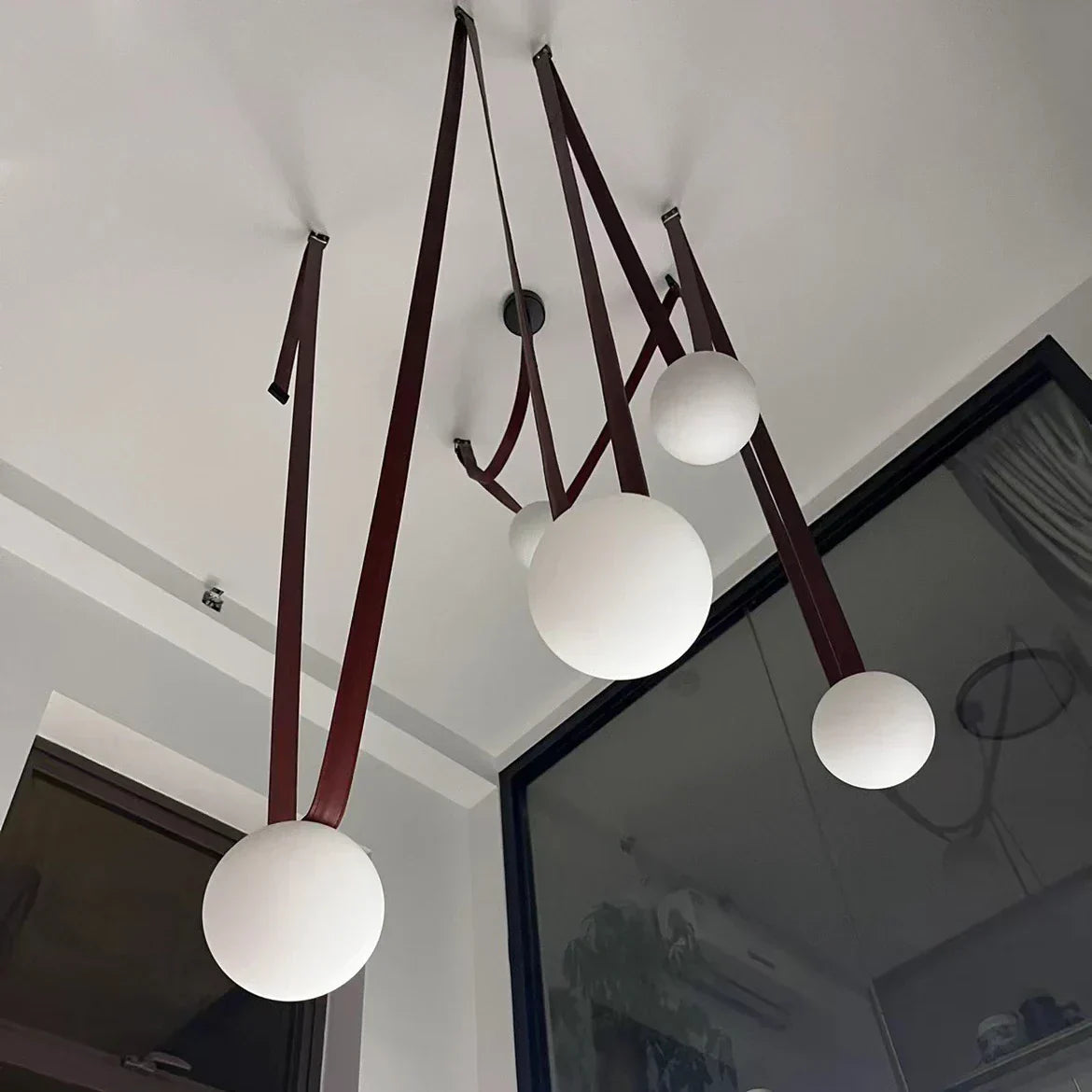 مصباح معلق DecorBites™ Leather Glass Ball لغرفة المعيشة، بتركيب حزام قابل للتعديل يمكنك تصنيعه بنفسك