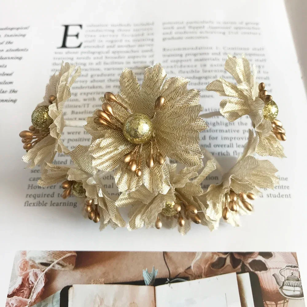DecorBites™ Gold Hybrid Flower Cherry Stamen Berries Bundle لتزيينك بنفسك