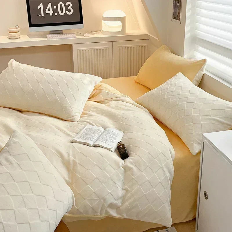 DecorBites™ Cozy Milk Fleece Winter Bedding Set - High Density & Skin Friendly