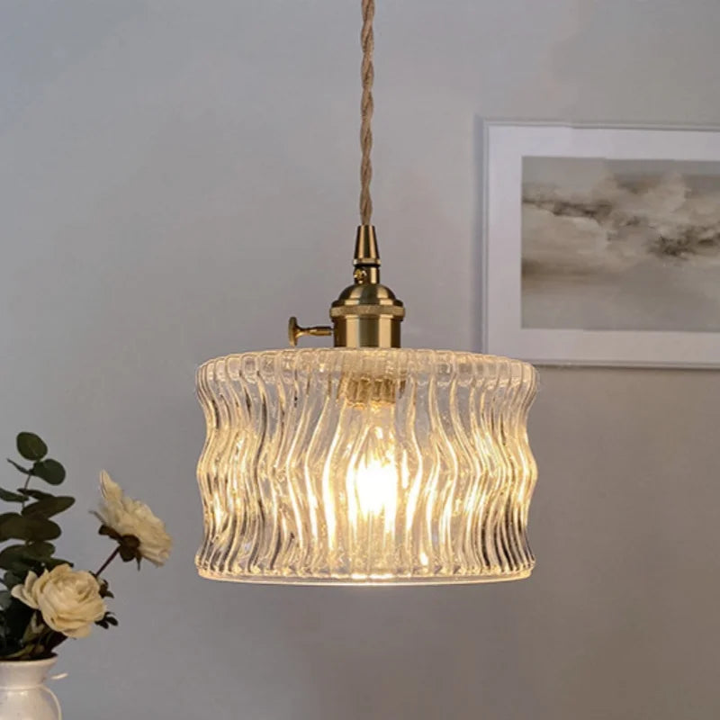 مصباح تعليق LED نحاسي من DecorBites™ بتصميم زجاجي شفاف حديث لغرفة الطعام