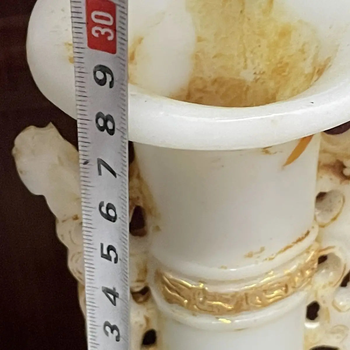 "DecorBites™ White Marble Gold Vase with Ming and Qing Antique Jade Dragons"