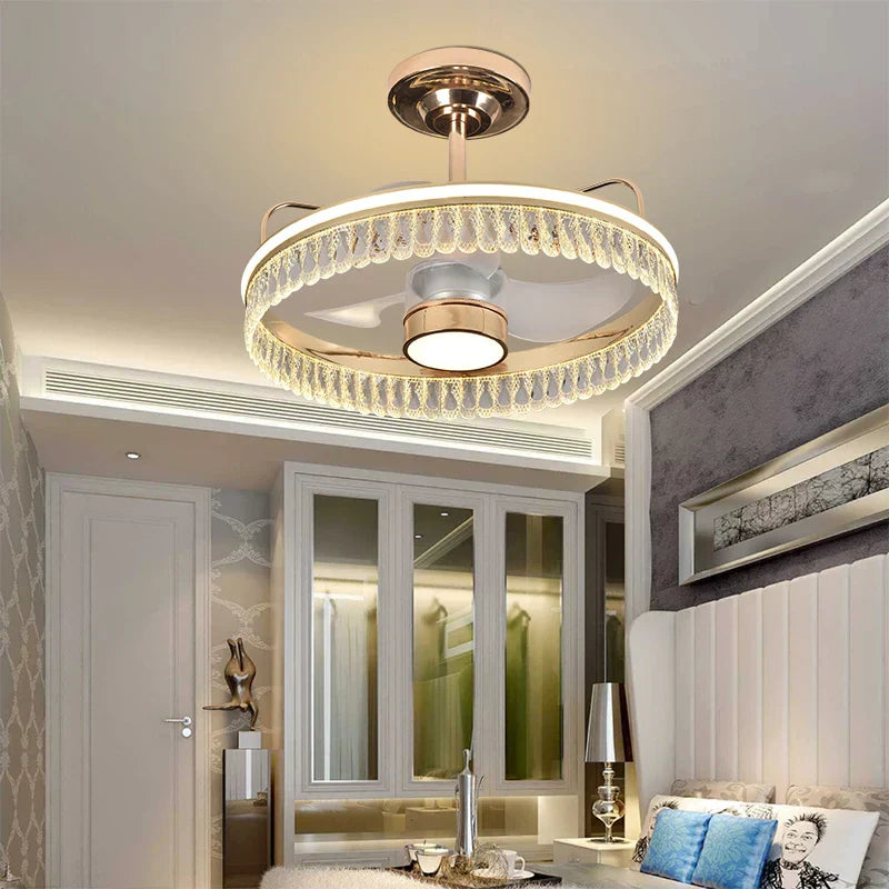 مروحة سقف LED من DecorBites™ باللون الأسود والذهبي مع ثريا: تصميم عصري فاخر على الطراز الاسكندنافي