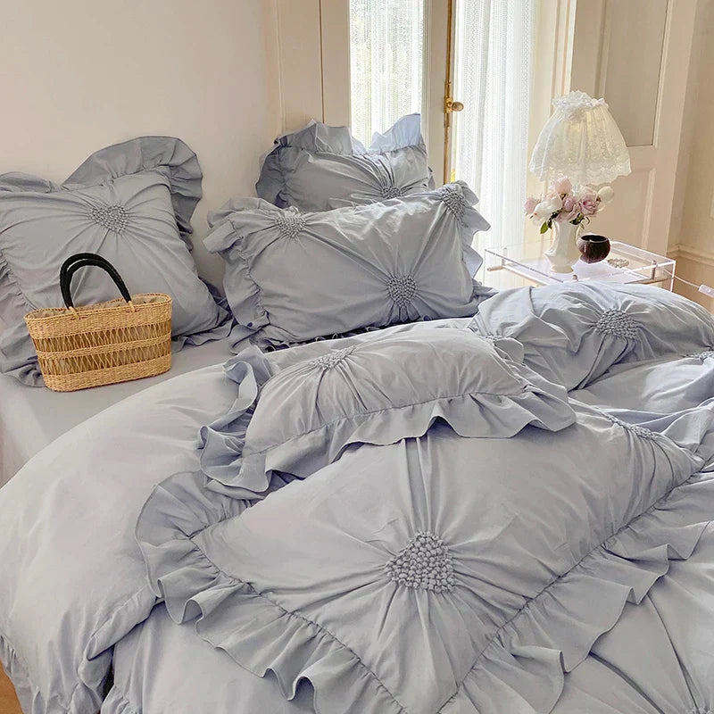 طقم مفروشات سرير من القطن الخالص بتصميم أميرة كورية من DecorBites™ مع كشكشة وكسرات قلب