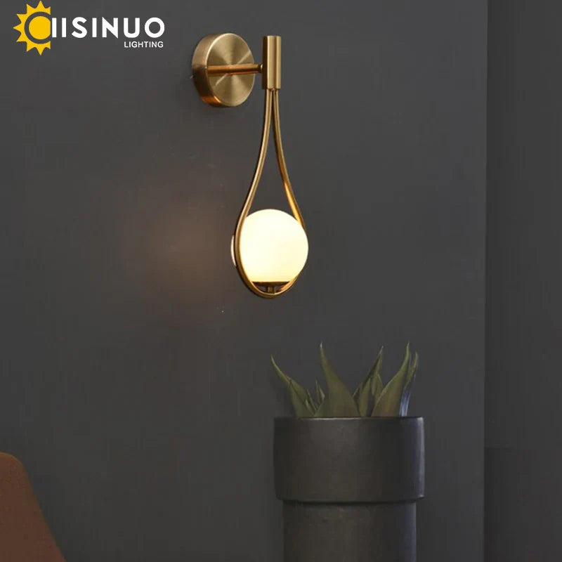 DecorBites™ مصباح حائط ذهبي G9 - إضاءة بتصميم نورديك لغرف النوم، الممرات، ومناطق الدراسة
