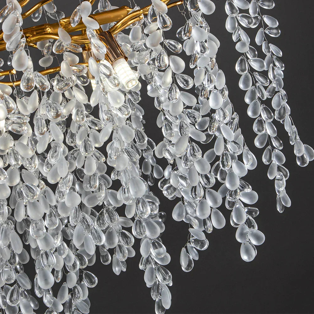 ثريا كريستالية ذهبية عنقود العنب من DecorBites™ لغرفة الطعام والمعيشة وغرفة النوم