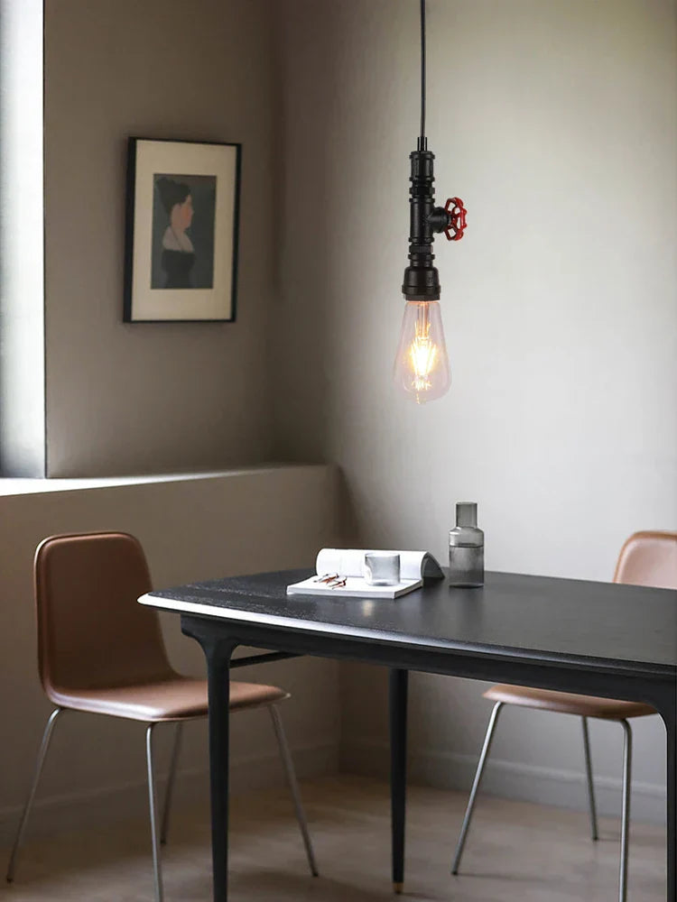 ثريا الأنابيب الصناعية من DecorBites™ لديكور المنزل وغرفة الطعام