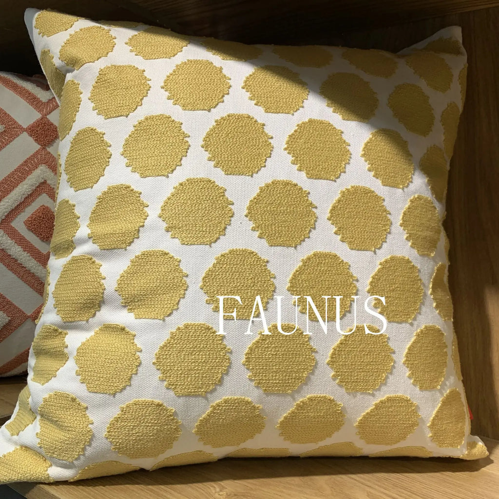 طقم غطاء وسادة قطني بتطريز أوراق الشجر من DecorBites™ - أغطية وسائد للديكور المنزلي 45x45