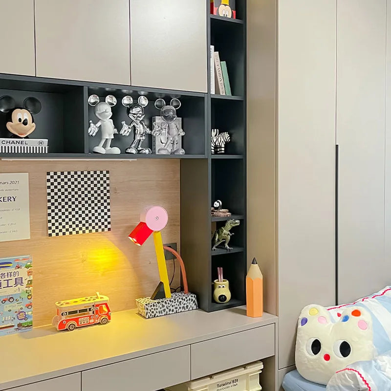 مصباح طاولة LED للأطفال من DecorBites™: تصميم إسكندنافي إبداعي لغرفة النوم والدراسة وديكور المنزل