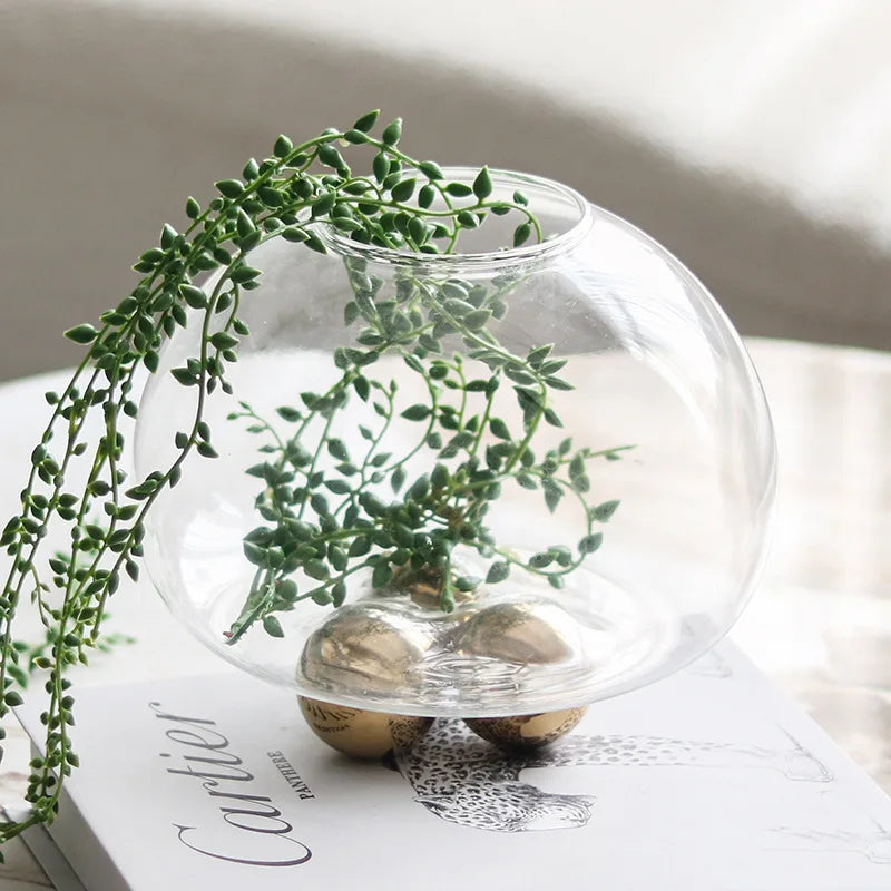مزهرية زجاجية كروية ذهبية هندسية من DecorBites™ لترتيبات الزهور وديكور المنزل