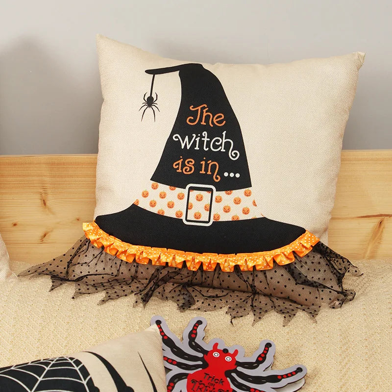 غطاء وسادة DecorBites™ للهالوين بتطريز قبعة الساحر والعنكبوت