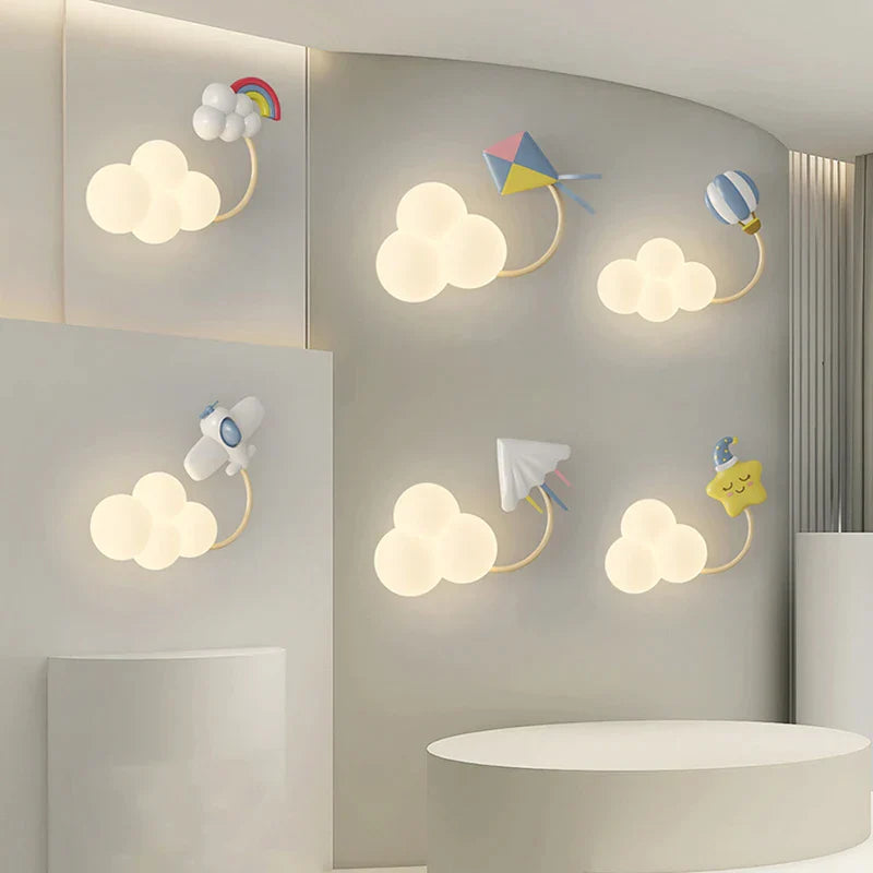 مصباح حائط للأطفال من DecorBites™ بتصميم طائرة ورقية قوس قزح